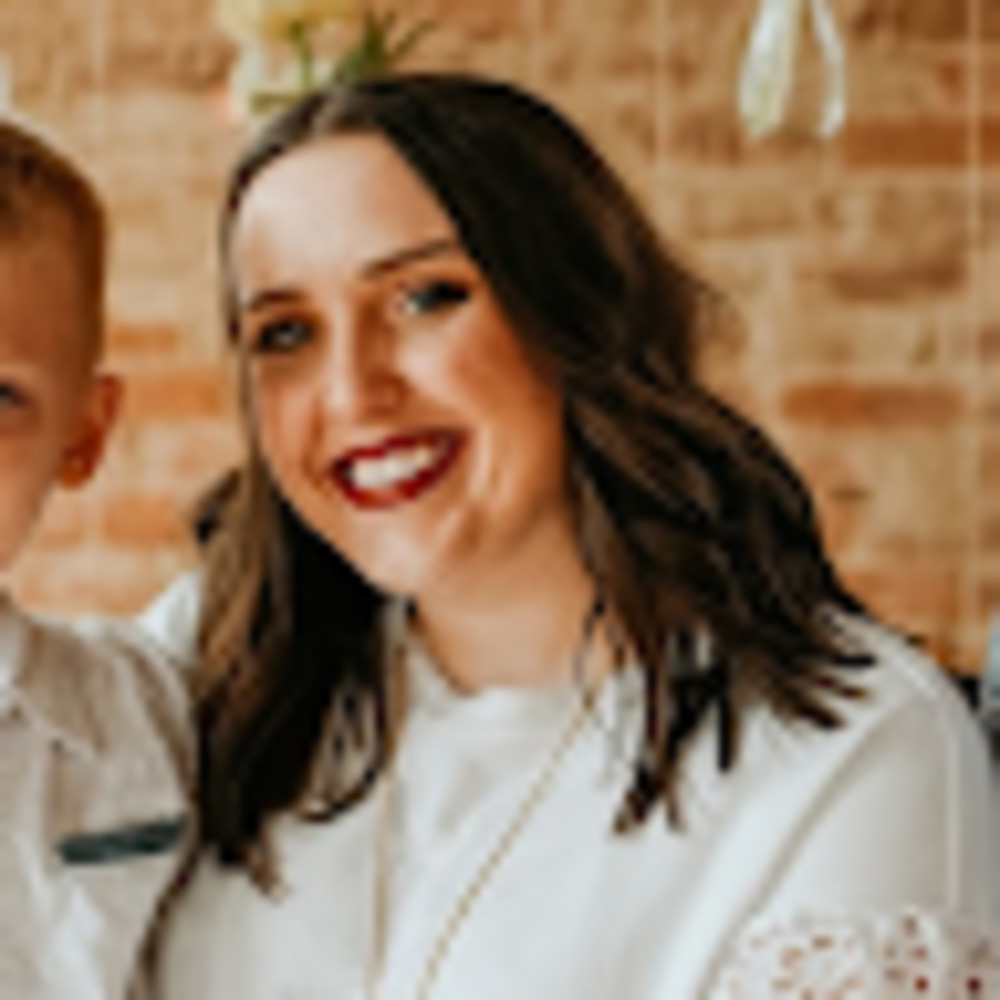 Meet your Posher, Andrea